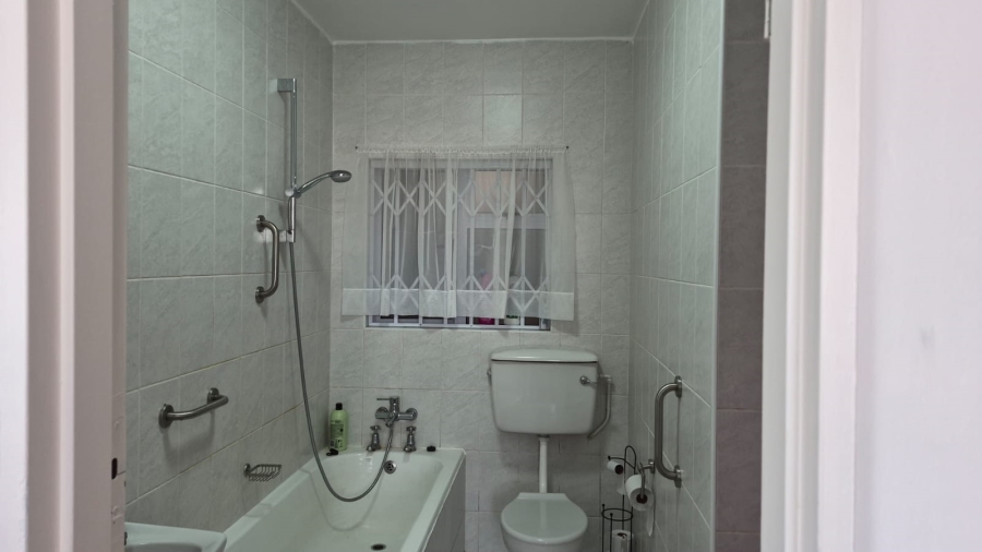 1 Bedroom Property for Sale in St Georges Park Eastern Cape